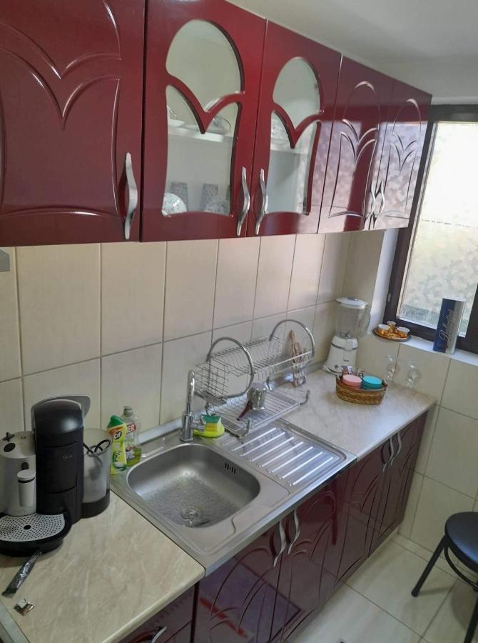 Stan Na Dan Gornji Milanovac-Centar-Nova Gradnja Apartment Exterior foto